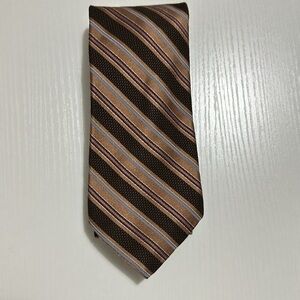 IKE BEHAR silk tie, striped design, excellent condition, no stains or tears!